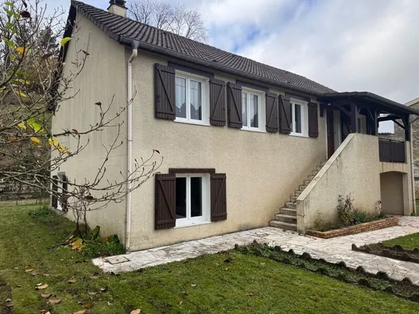 PAVILLON INDIVIDUEL SUR SOUS-SOL COMPLET - 4 CHAMBRES + BUREAU + PIÈCE DE LOISIRS