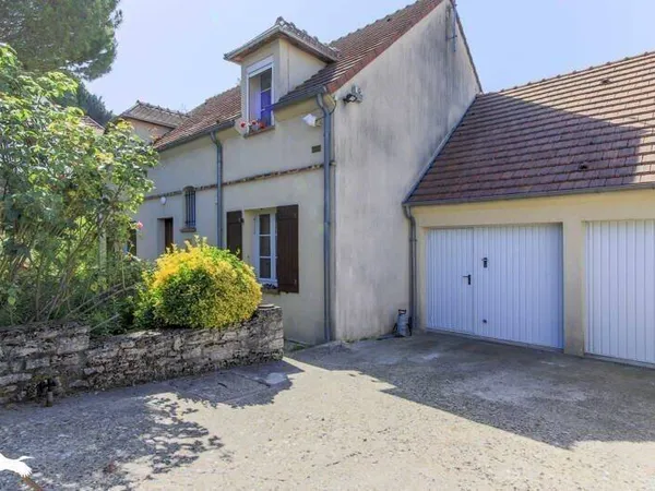 Maison 8 pièces 156 m²
