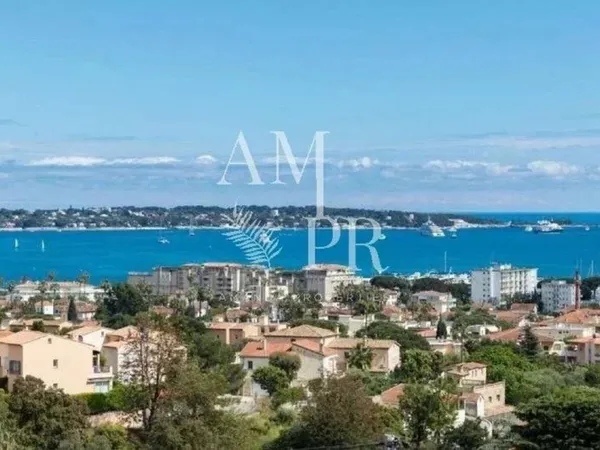 Villa 6 pièces 174 m²