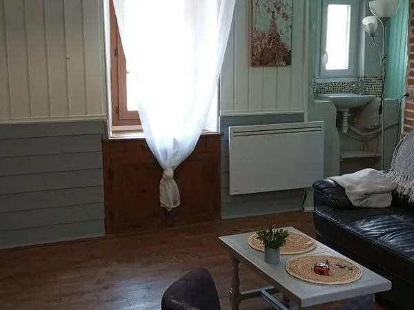 Maison de village meublée T3 bis 60m2