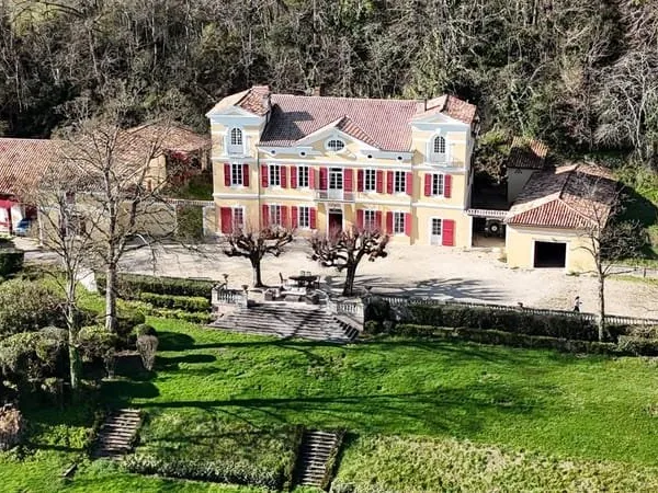 Maison de Maître XIXe XXe siècle Propriété d'exception avec vue sur la vallée du Lot