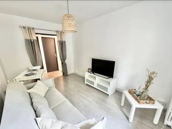 T2 / 40m² / Marcel Sembat (Ligne 9)