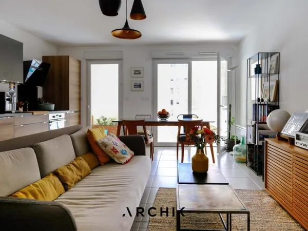 Vends T3 - 65.75m² - Marseille 13002