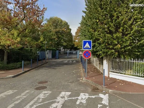 Parking Talence