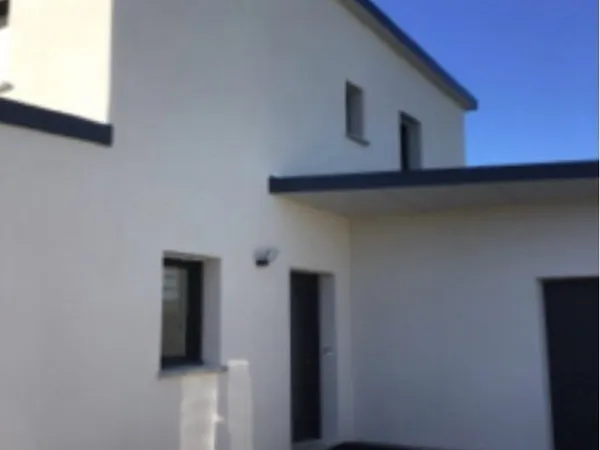Maison récente 4 chambres avec clos - à louer à l'année - proche Le Conquet