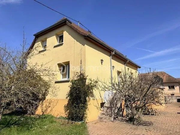 Maison familiale avec espace indépendant