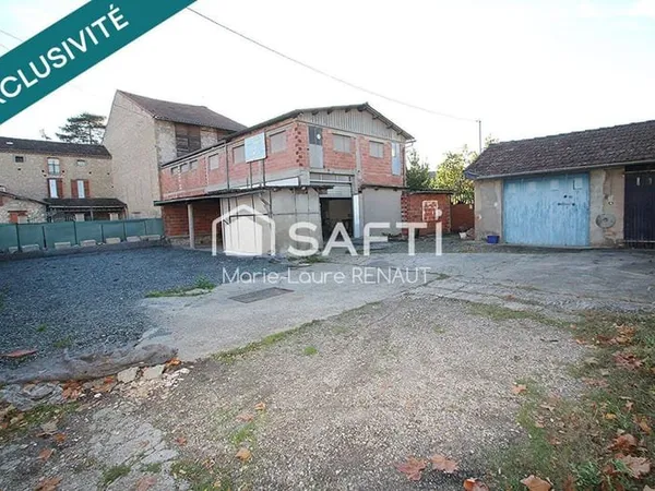 Parking/Garage/Box 130 m²