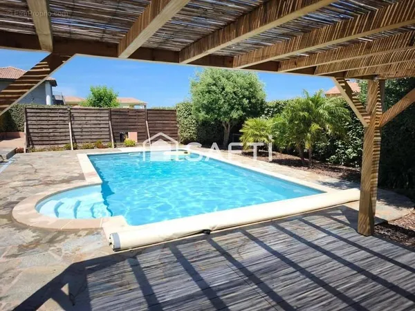 Maison 5 pièces 140 m²