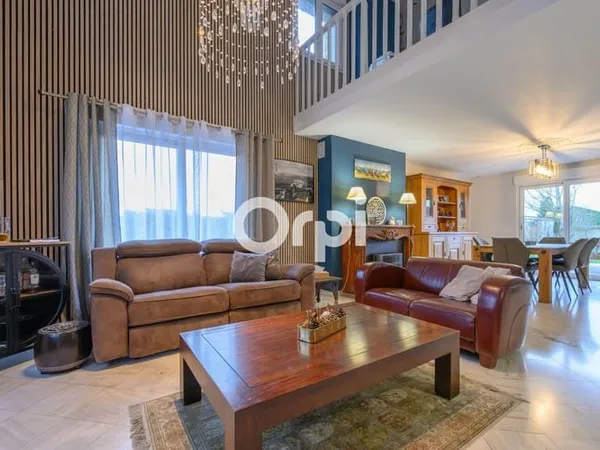 Maison 5 pièces 146 m²