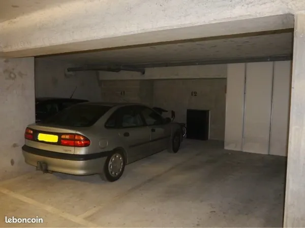 Parking rallongé - Proche Métro 13