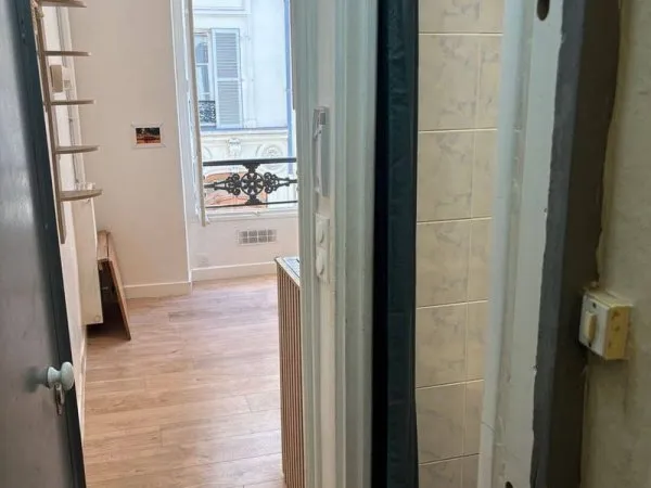 Studio 1 pièce 10 m²