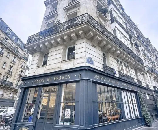 Immeuble commercial 130 m²