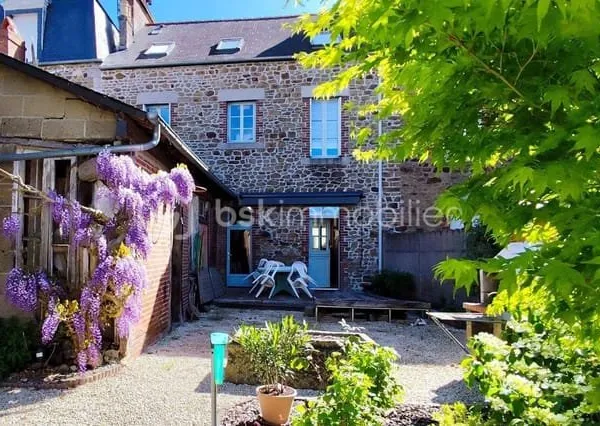 Maison 8 pièces 181 m²