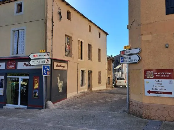 Immeuble à Couhé