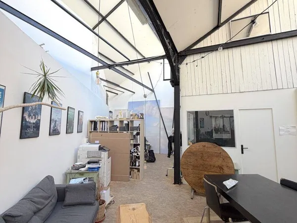 Local commercial 112 m²
