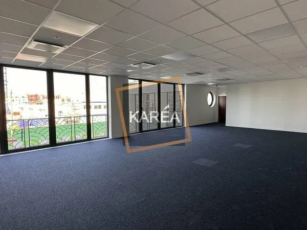 Bureaux 97 m²