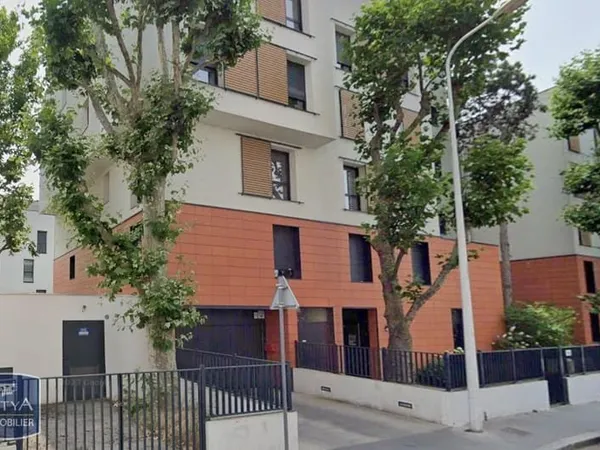 Stationnement Location Lyon   87€