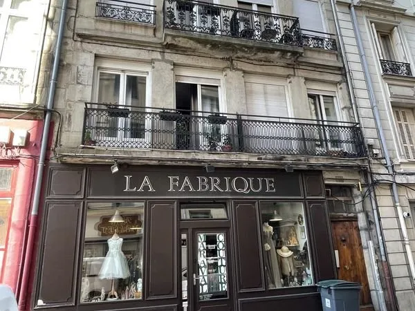 Local commercial 102 m² Saint-Étienne