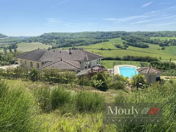 Proche Montcuq Sur Les Hauteurs-Maison Avec Vue Panoramique