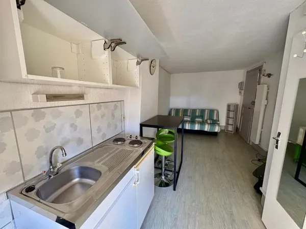 APPARTEMENT T1 A LOUER A ROANNE - CENTRE VILLE