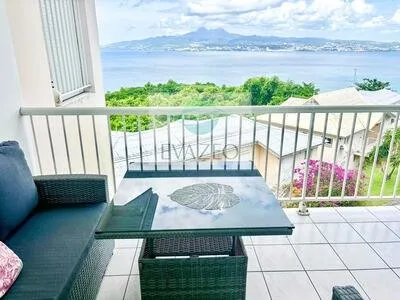 Appartement T2 de 37m2 + terrasse 12m2 TROIS ILETS