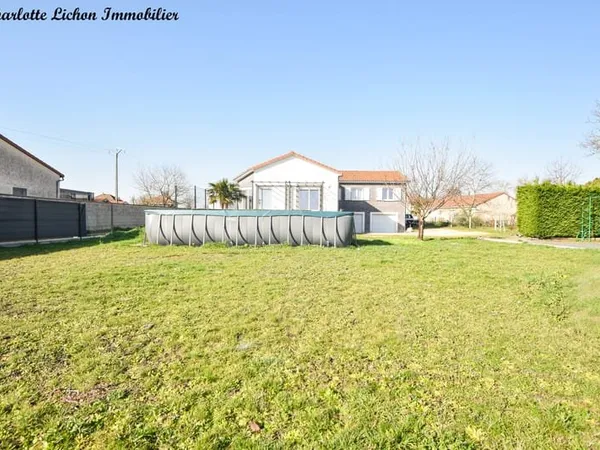 Maison 139 m2 - 4 chambres - garage - 1796 m2 de terrain