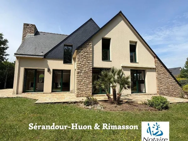 Maison 7 pièces 223 m²