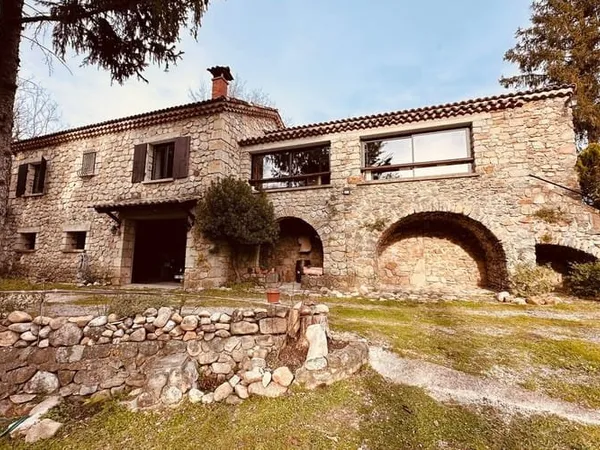 Maison 5 pièces 137 m²