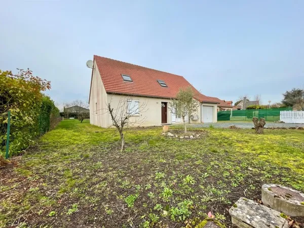 Maison 145 m² - 4 chambres - Terrain 903 m²