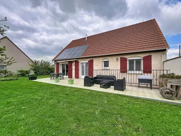 Maison de plain pied édifiée sur sous sol total