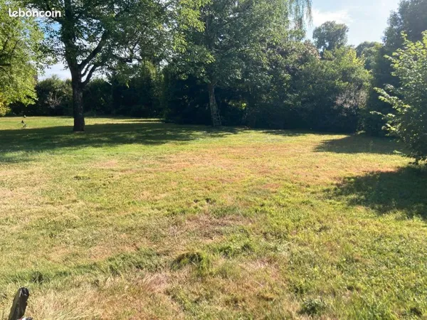 Rare : terrain plat constructible 514 m² - À 5 min de la sortie d'autoroute - Grésy sur Aix