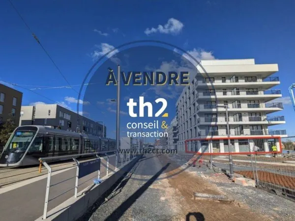 Local commercial 186 m²