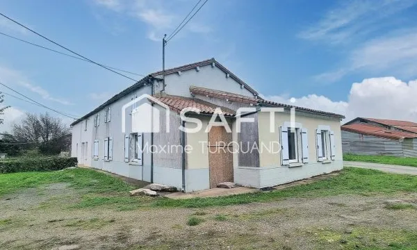 Maison d'habitation à rénover 240m² possible ( 3/4 chambres) + dépendance.