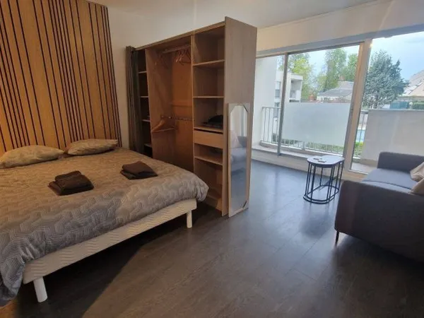 Studio 1 pièce 28 m²