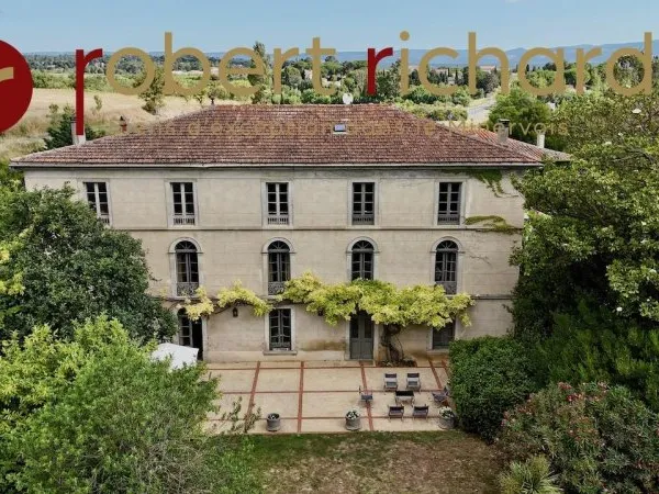 Superb Domaine avec Maison de Maitre de standing
