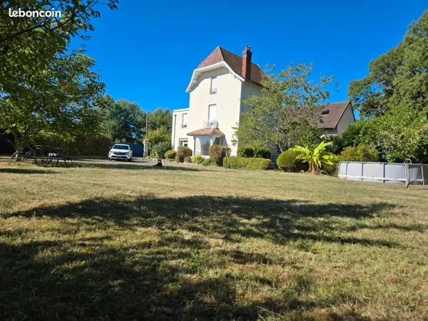 Maison bourgeoise proche centre ville