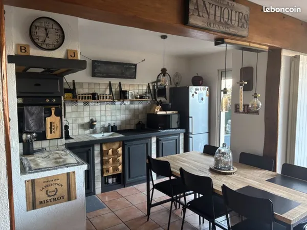 Appartement T3 + jardin + garage. Résidence calme