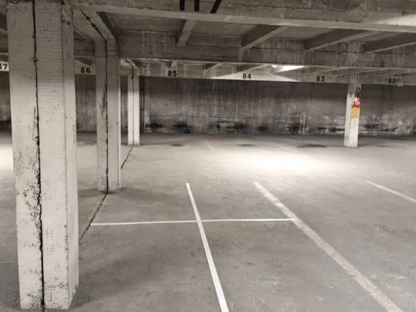 Parking 11 m²