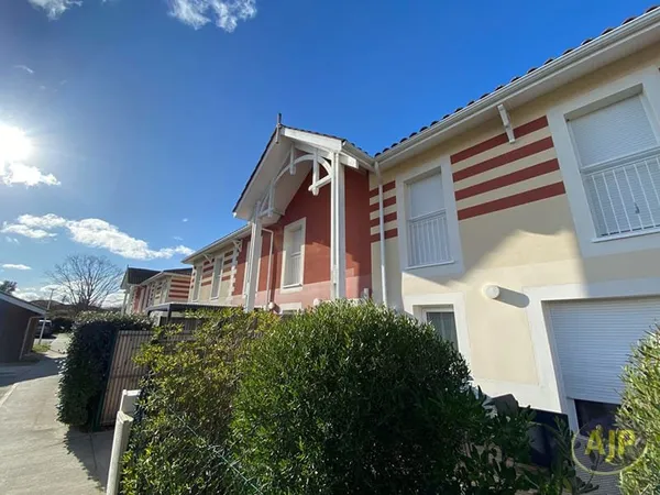 Appartement Type 3 en duplex avec terrasse