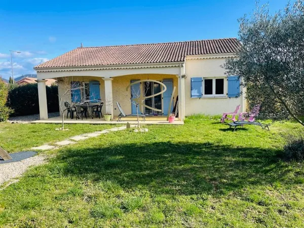 Villa 4 pièces 77 m²