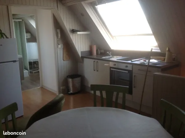 Studio meuble a louer