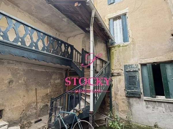 Maison 5 pièces 154 m²
