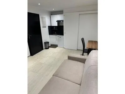 BEAU STUDIO RENOVE A BAS-DU-FORT