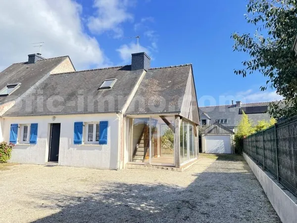 "Exclusivité ! Maison à fort potentiel entre Golfe et Bourg