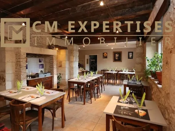 Maison 7 pièces 300 m²