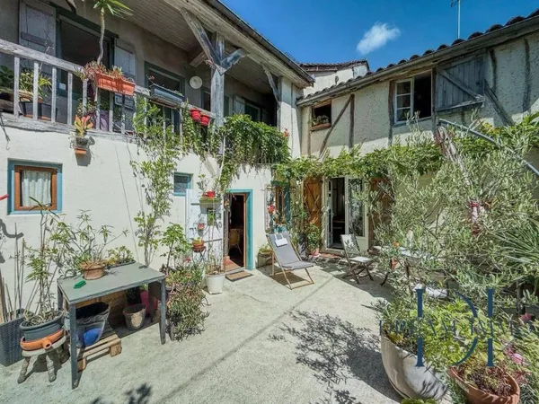 Maison 8 pièces 180 m²