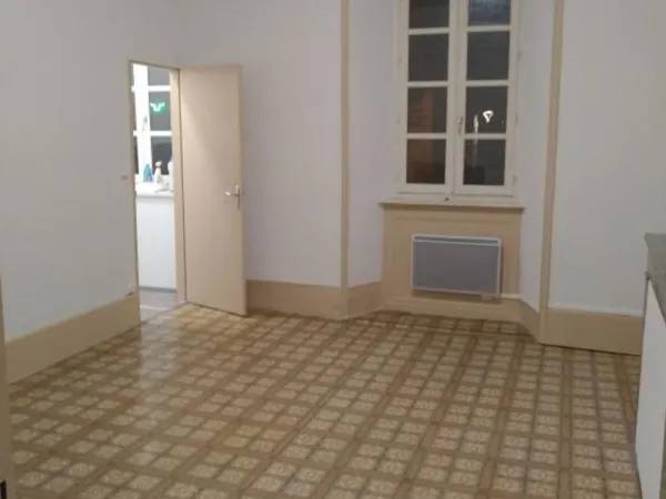 LOCATION T2 FLORAC