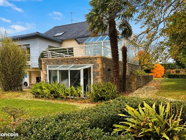 Maison 7 pièces 223 m²