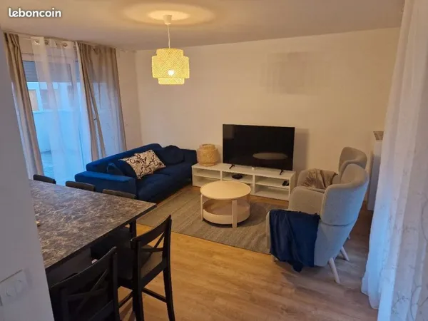 Colocation en appartement à 400 metres du rer vitry les ardoines