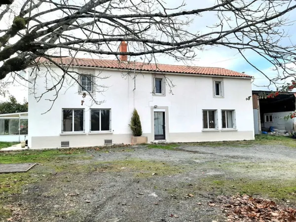 Maison 6 pièces 195 m²